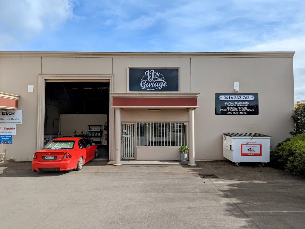 JJ's Garage